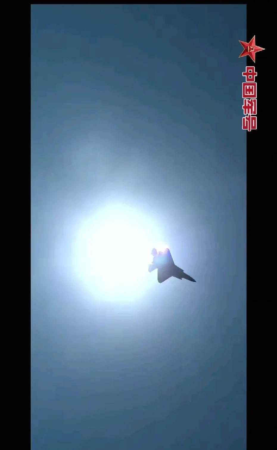 中国展示强大的登陆作战体系，菲律宾毫无希望。歼35出现在登陆作战行动中，已形成无