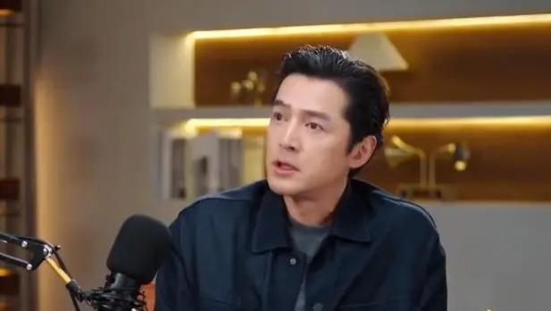 43岁胡歌自曝“我很失败”，带2岁女儿闯4700米高原，缺席成长引全网共鸣