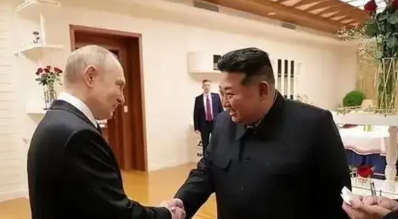 特朗普给普京带来的是噩梦

当下，特朗普频频向普京示好，确实一定程度上缓解了普京