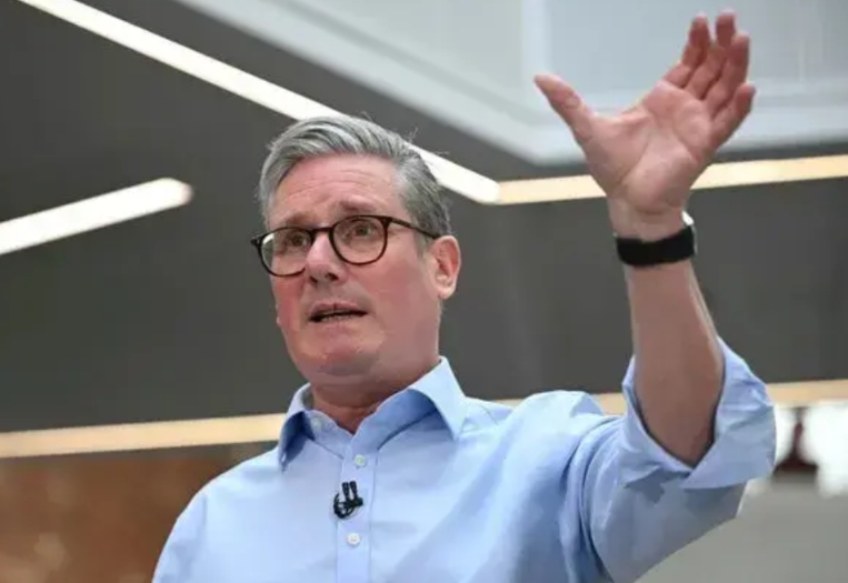 有30个国家要进入乌克兰？
请神容易，送神难！
据报道，英国首相斯塔默今天宣布，