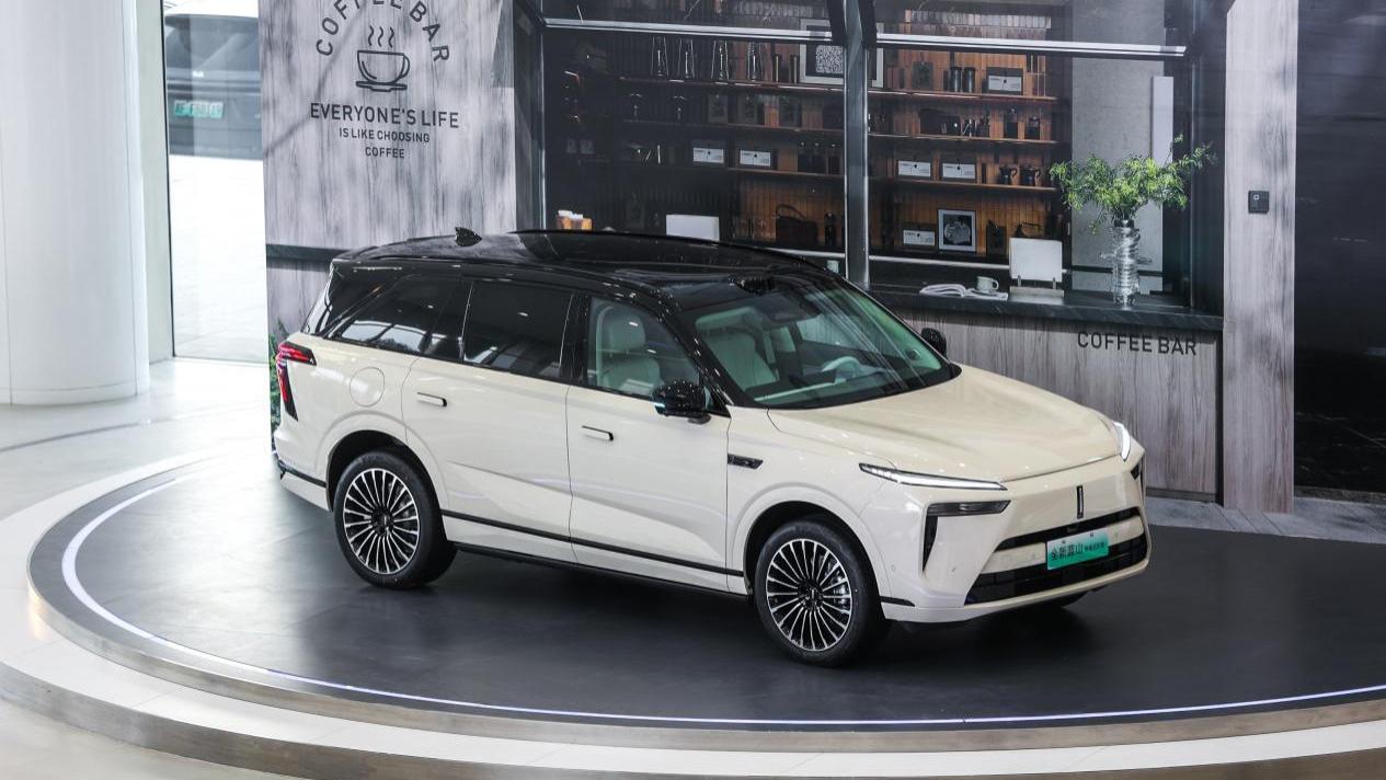 首搭VLA大六座插混SUV，魏牌全新蓝山智能进阶版27.58万元起上市