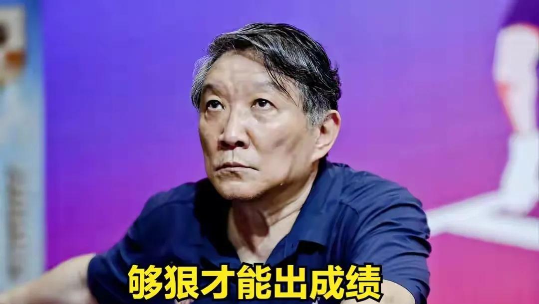 宫鲁鸣正在下一盘大棋，不止李梦，其他几位老队员也可能离开。



2024年巴黎
