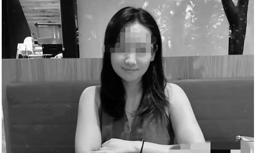 真是人在家中坐，祸从天上来
现在三亚文旅愁的快把头发薅秃了
我表妹说，她们公司本