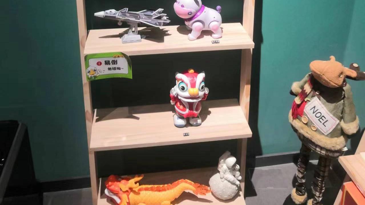 不管未来多么遥远，有你，有我，就有美丽的憧憬在我心间