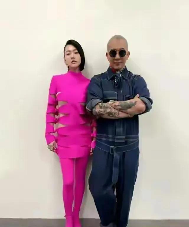 具俊晔被曝悄悄返台后，与大S婚内生活再掀波澜！
2月15日离台不到一个月，他竟带