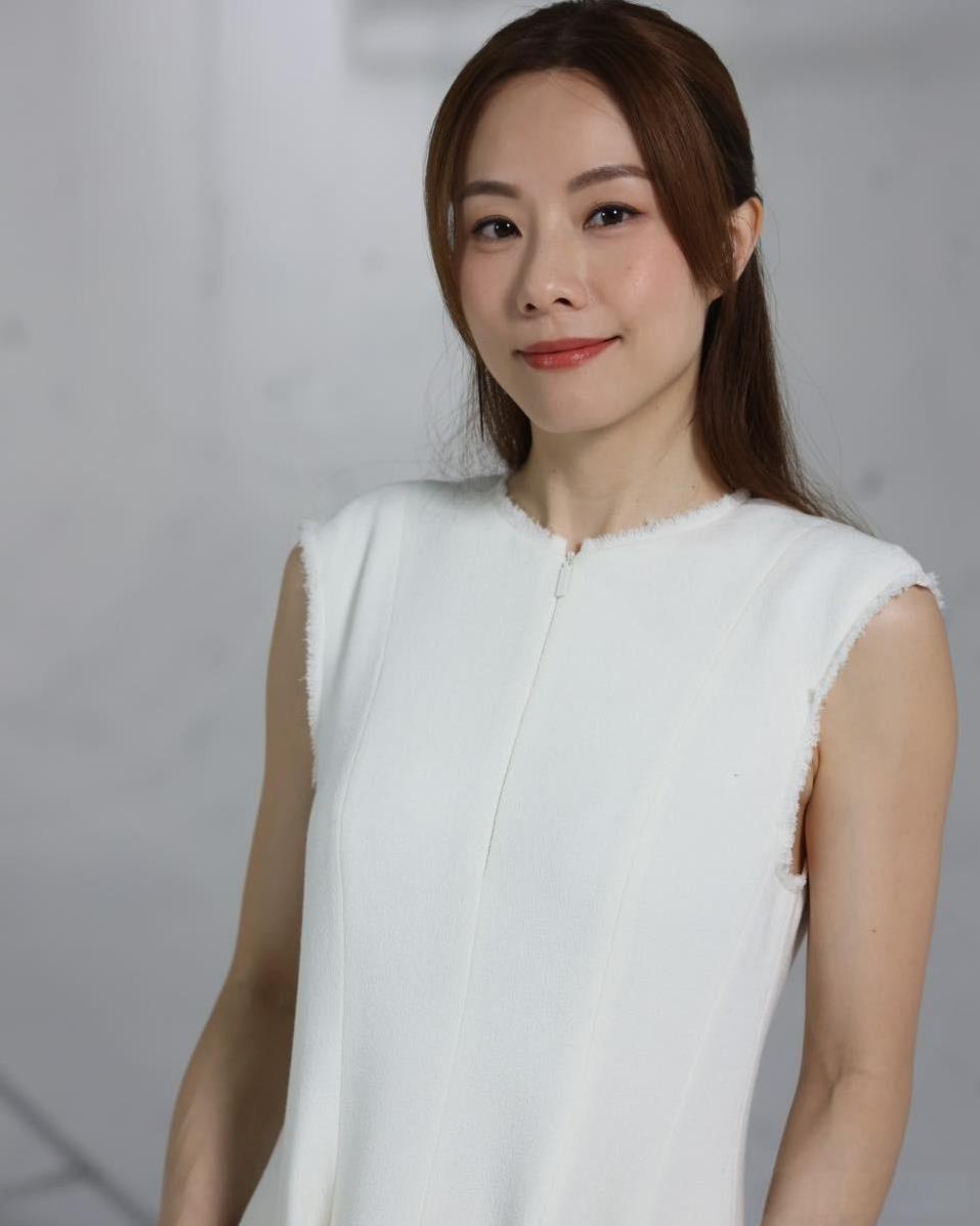 邓丽欣演唱会在即做足准备去打针 预告听从民意唱金曲 骚前注重健康戒食辣