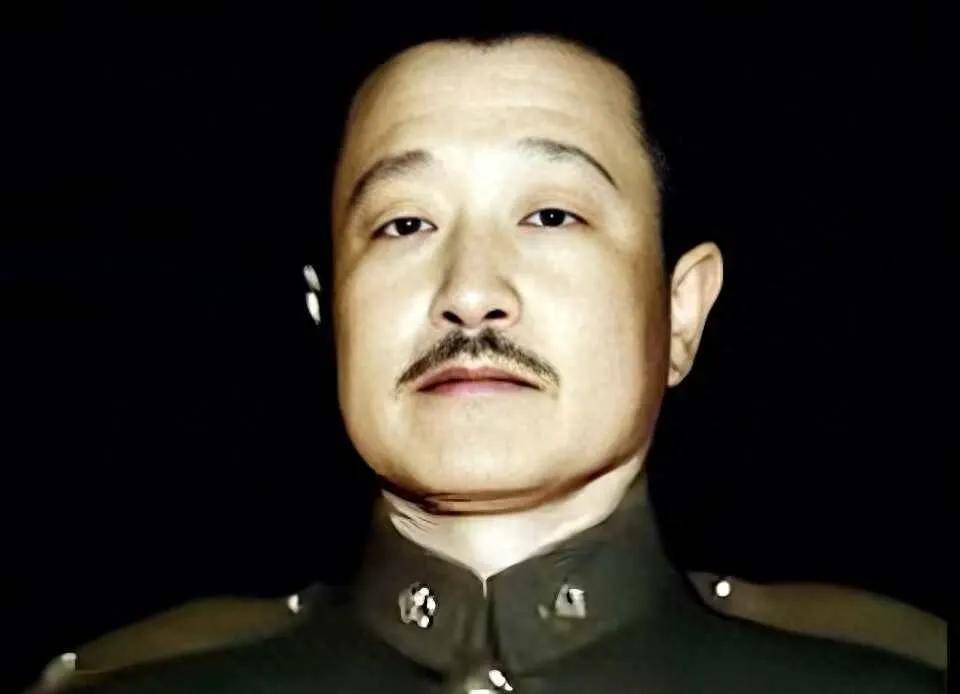 国军撤离前夜，百万现钞不翼而飞，三路大军撞进包围圈
1948年11月底，徐州城里
