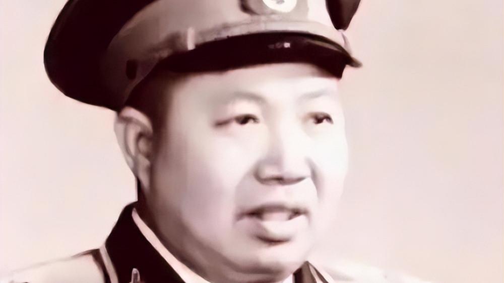 八路军夜袭敌碉堡，就是为了隐蔽，为何还要特意放两把火？