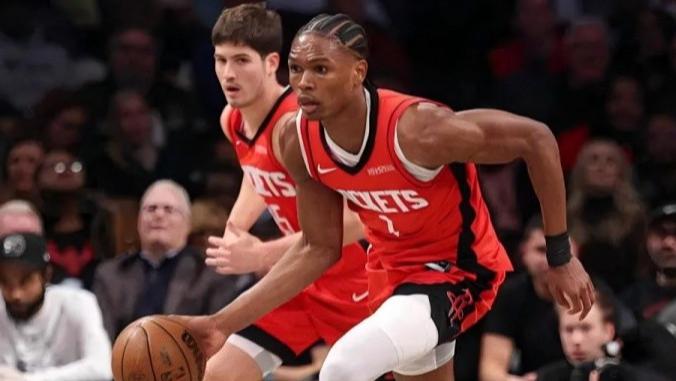 火箭大胜篮网，乌度卡的变阵取得奇效，多名球员因何而被激活