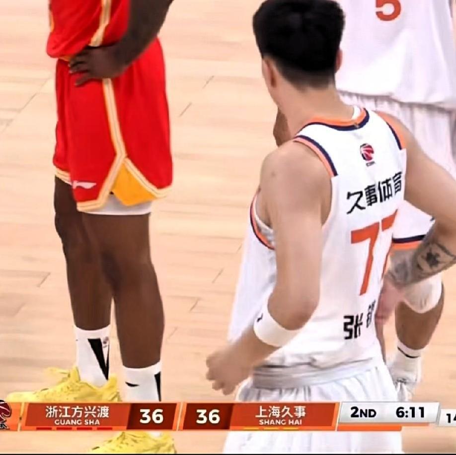 张镇麟离开辽宁后，战术地位直线下降，替补中锋的角色，而福格直接沦为工兵，两人可能