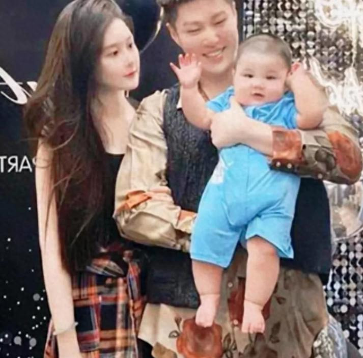 球球结婚生子后仍努力工作











我的天哪！你们能相信吗？球球，就