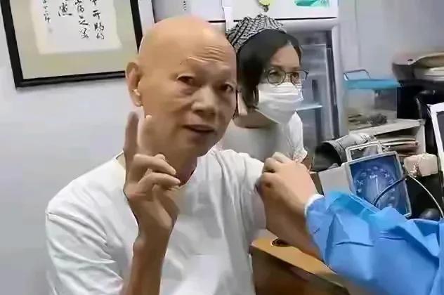 罗家英，太幽默了！
近日，罗家英受访，谈自身的身体状态和经济状况，他直言自己的老