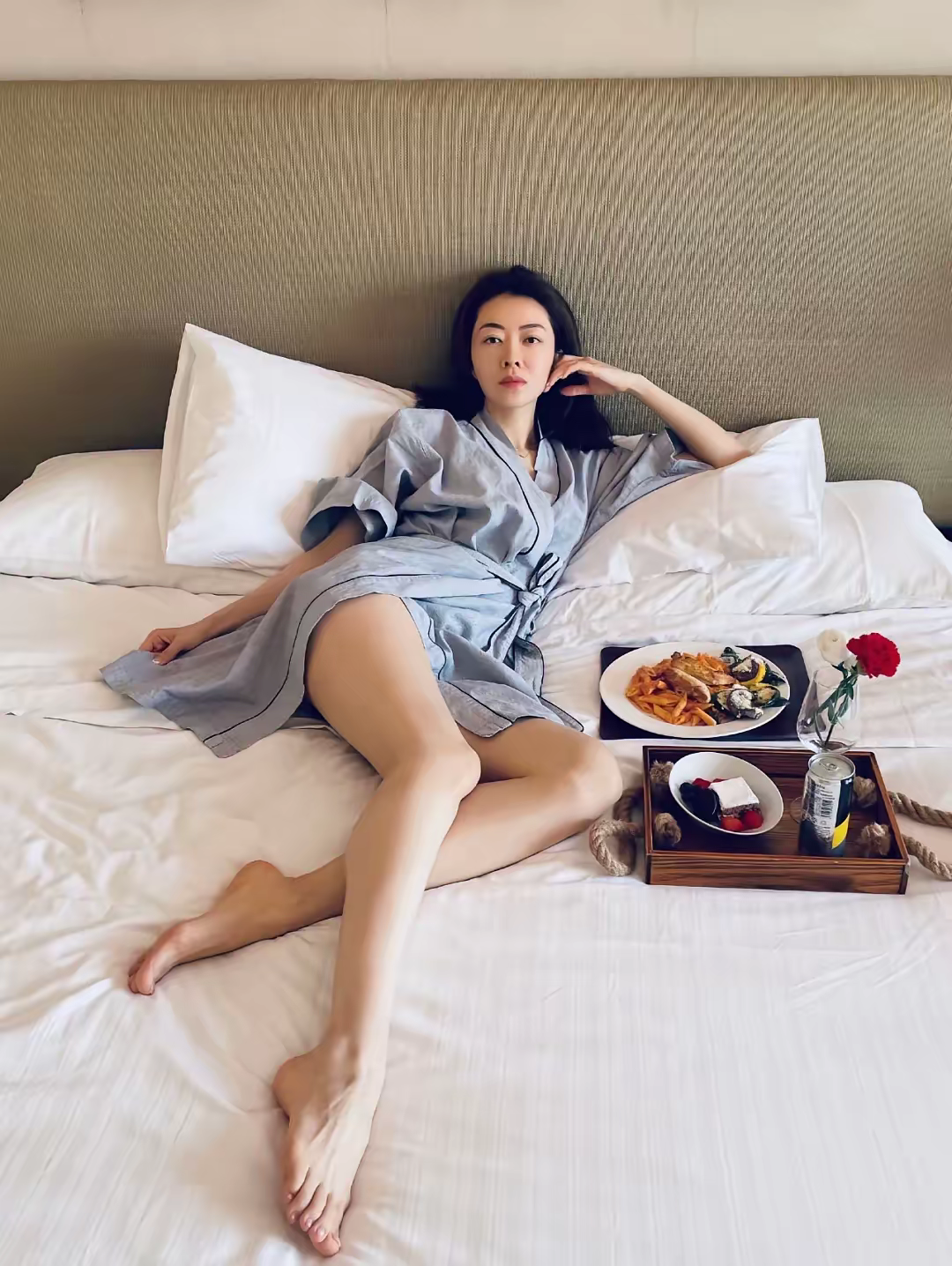 熊黛林曼妙大美人 白皙美足，可惜郭天王不懂珍惜