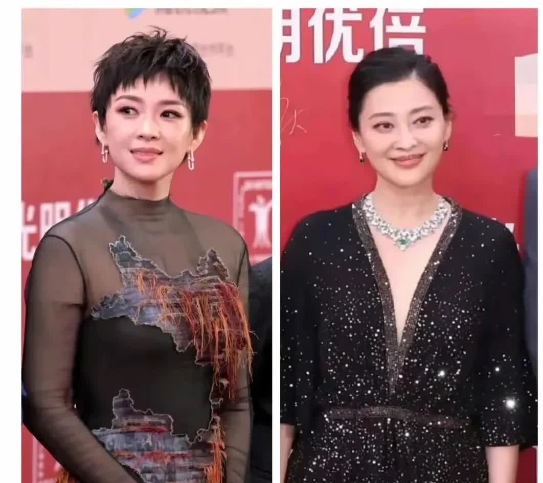 发现了吗
一个人的眼神是骗不了人的
幸与不幸都深深地刻在眼神里[捂脸]

