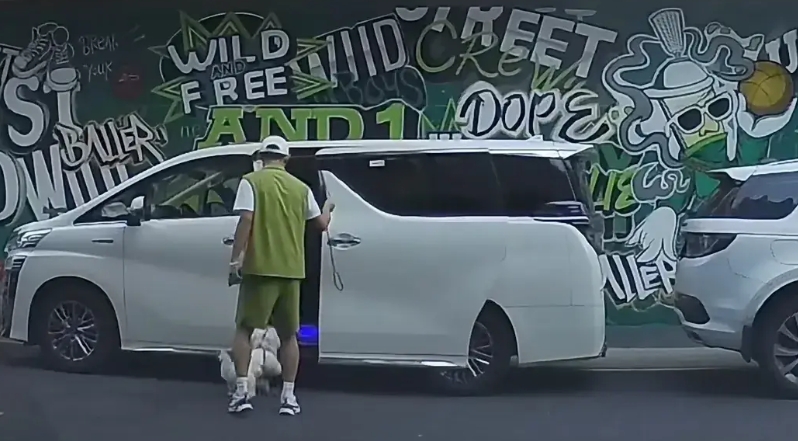 即便退役，张继科现在也不缺钱！昨天杭州的球馆开业，去和离开的时候开的车是丰田埃尔