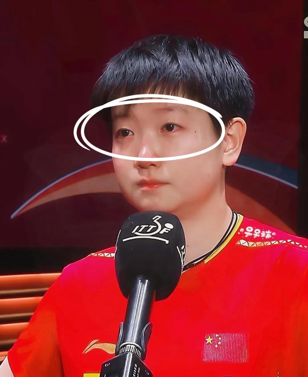本以为所言属实，直到望见孙颖莎泛红的双眼，才瞬间清醒过来！
孙颖莎说冠军不是最重