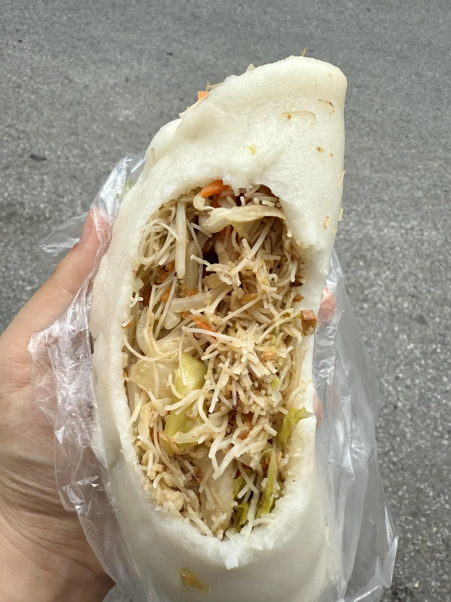 这诱人的特色美食源自哪里？有知道叫什么的吗

