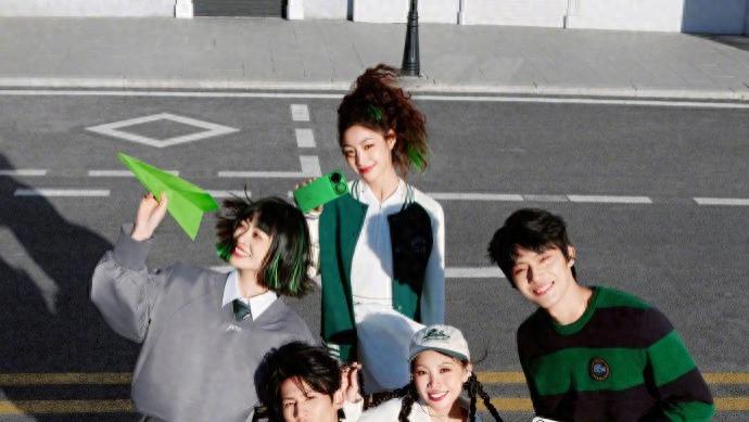 史上性能最强nova 15系列预订开启，解锁外观和影像的超级双份惊喜