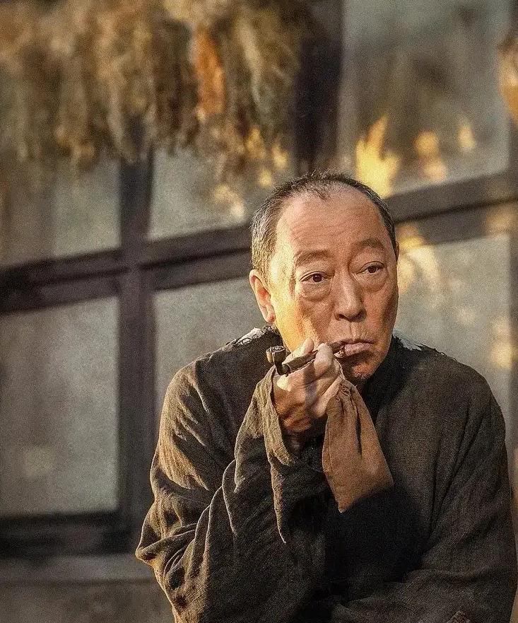 《归队》演技前3，已经排出来了，倪大红是您心中的第一吗？
有人给《归队》演员演技