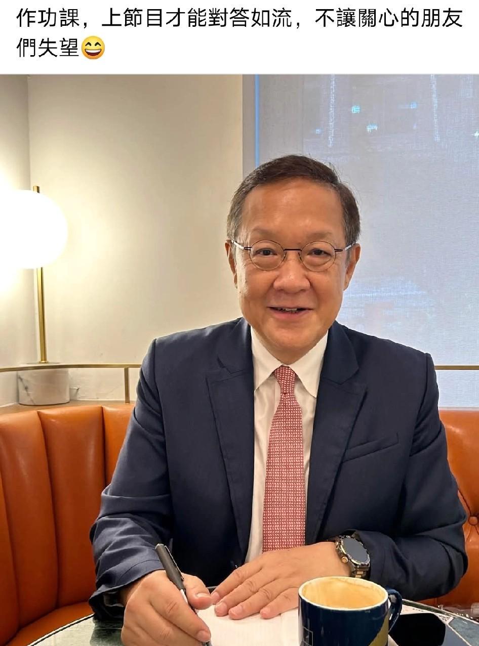 名嘴介文汲最近动态
月初介文汲老师前往大陆，在女儿陪同下游玩了上海、宁波，欣赏当