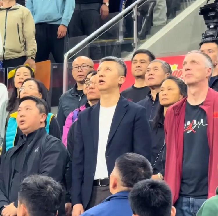 徐杰有点过分了，明知道郭士强昨晚去现场看比赛，偏偏在这时候来个超常发挥！你得34