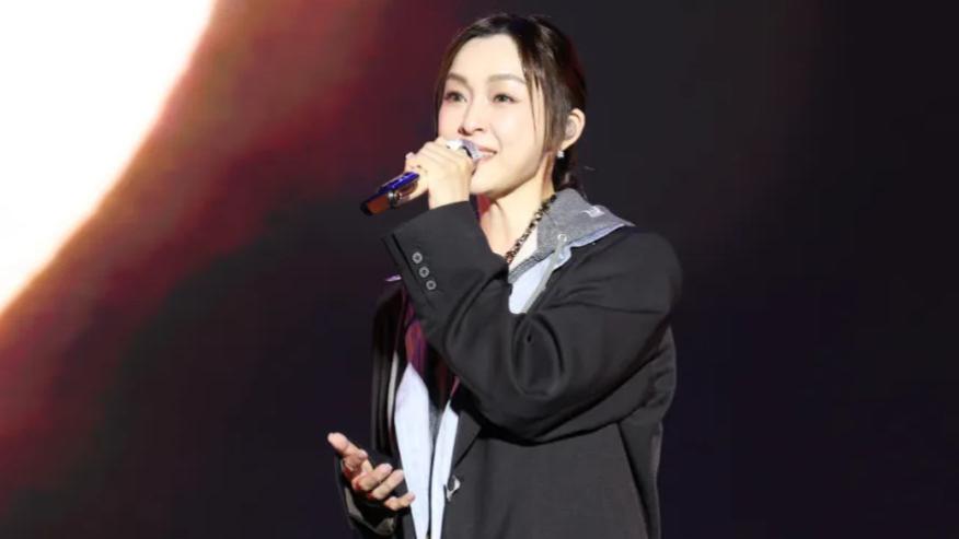 范玮琪演唱会佩戴“大S骨灰项链”，这样的项链具俊晔共做了7条？