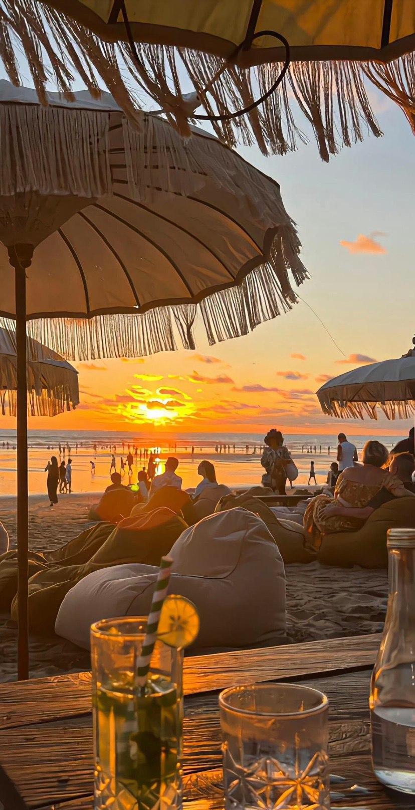 每个看似偶然的幸运
都藏着默默的积累
那些没被看见的坚持
终会在某个清晨绽放光芒