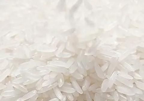 日本强硬的大米政策被美国嘴炮轰开。
日本对本国的大米政策一直以来都是倾斜日本农民