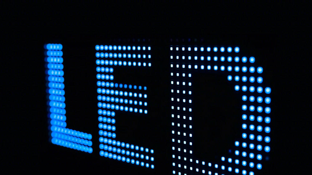 护眼大路灯会伤眼吗？该看哪些指标？不伤眼的有哪些推荐？