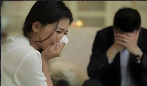 广东阳江，男子使用妻子的会员卡购买计生药。因付款失败，药店店员于是联系了男子的妻