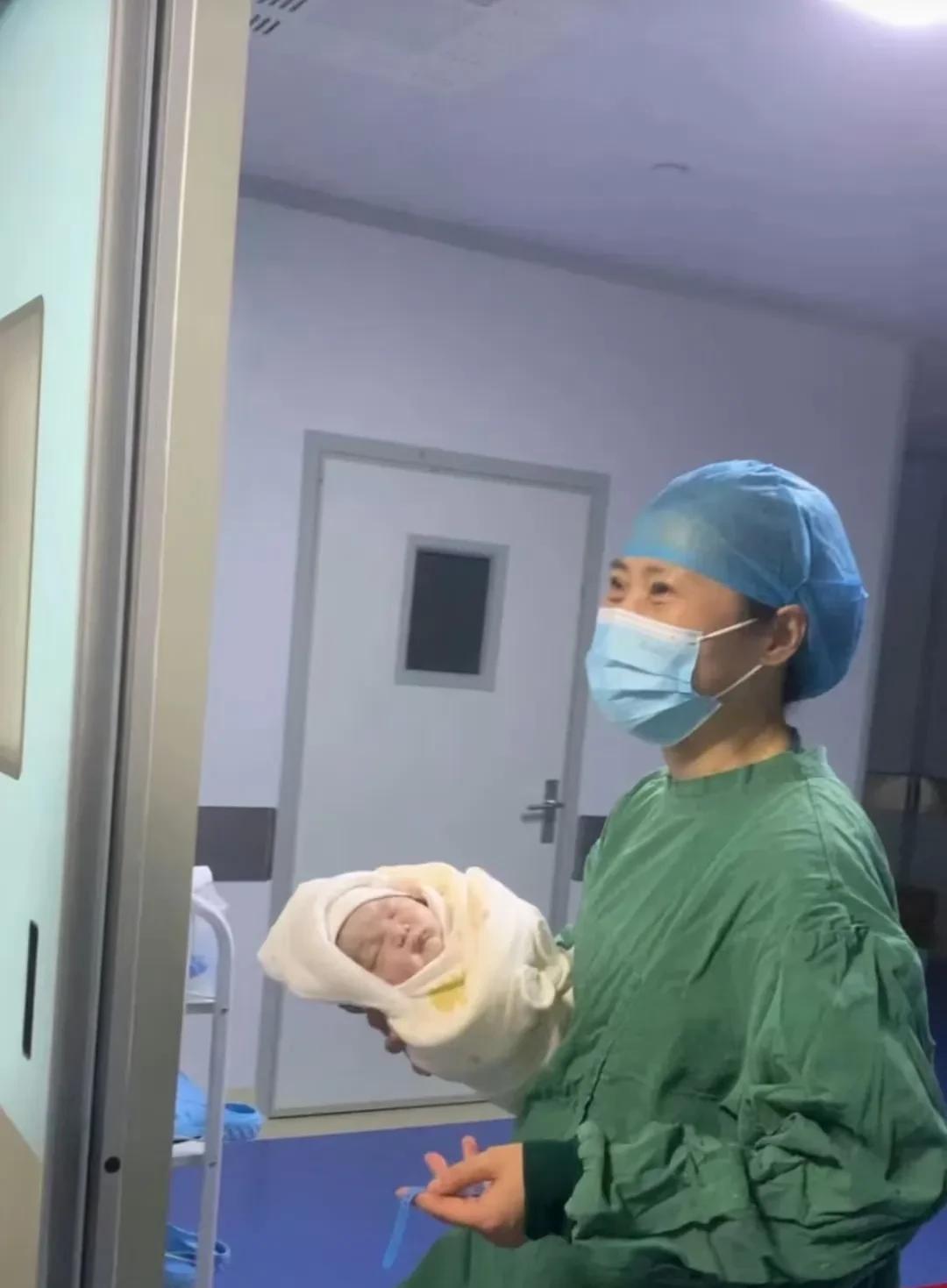 邵医生多好个人啊，真不该是这么个结果！人一旦蒙冤，为啥非得自己死了，别人才肯帮她
