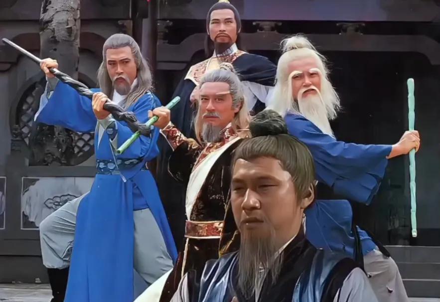 | 五绝的经济背景 |
王重阳，九阴真经保管员，得到九阴真经后，自己不练，也不给