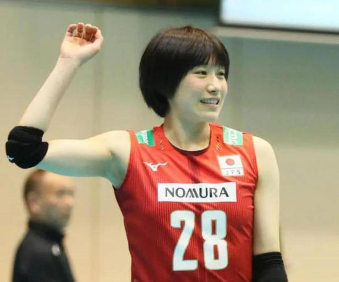 中国女排VS日本女排，看看庄宇珊和石川真佑的争夺究竟孰能占据上风，
俩人同样是世
