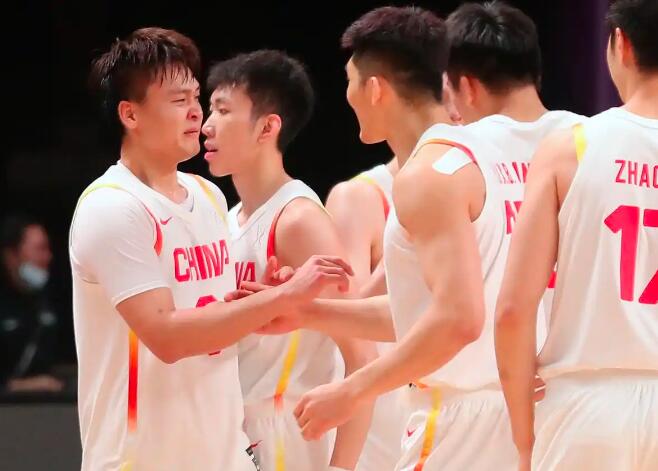 中国男篮历经10年重返亚洲杯决赛，能否一黑到底创造奇迹?
时隔10年，中国男篮终