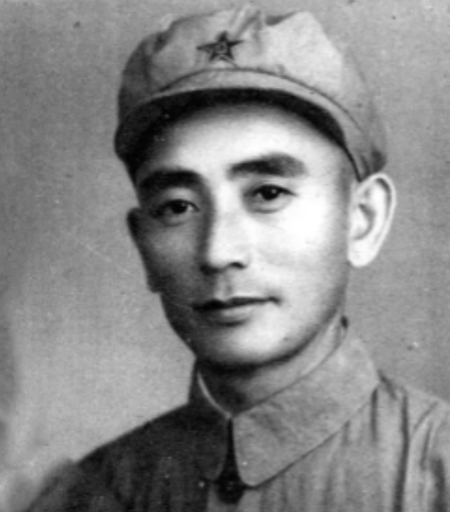 1953年，得知自己哥哥要来老家的时候，妹妹非常开心，赶紧收拾了收拾跑去见自己的