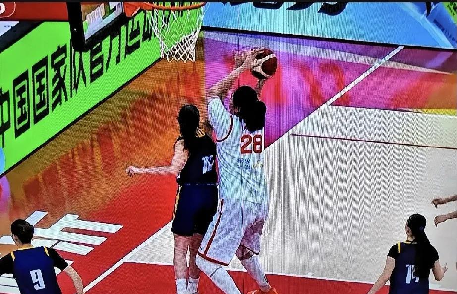 101：55！中国女篮赢了波黑女篮足足46分，取胜的关键是我们的内线占据了绝对优