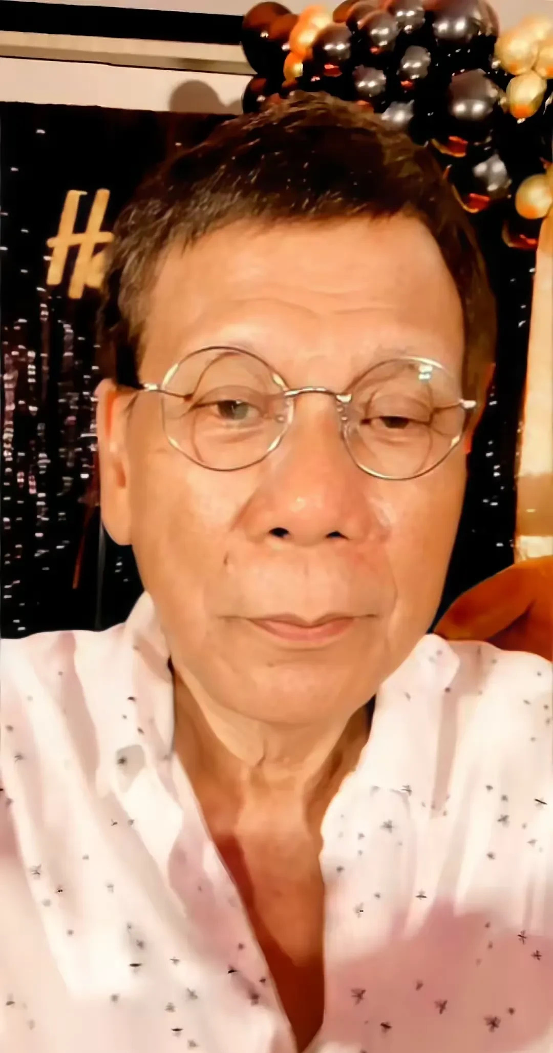 杜特尔特八十岁生日万人庆祝











我的天哪！你敢信吗？菲律宾前总