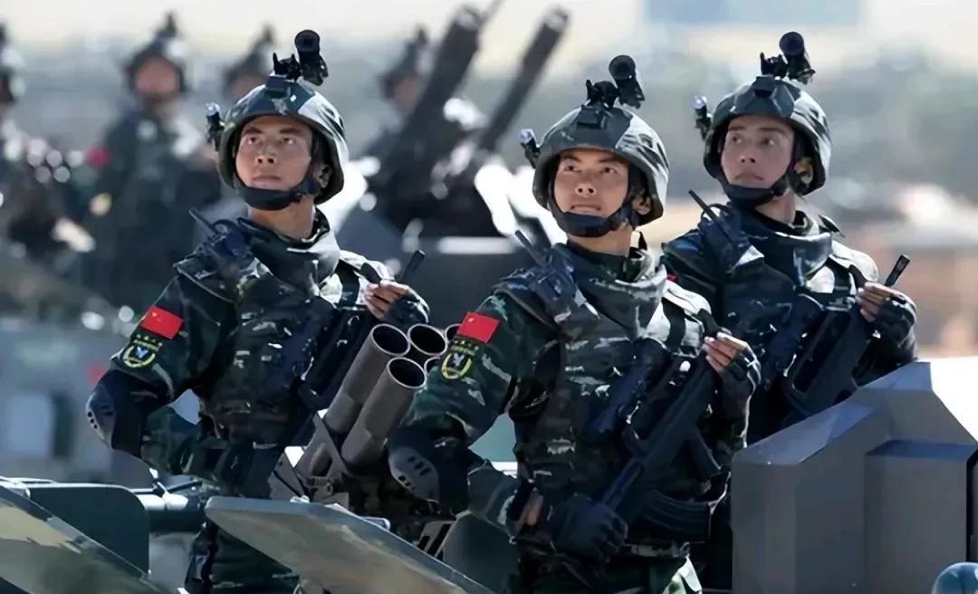 中国人民解放军13个集团军的驻地
东部战区
71集团军江苏省·徐州市☆
72集团