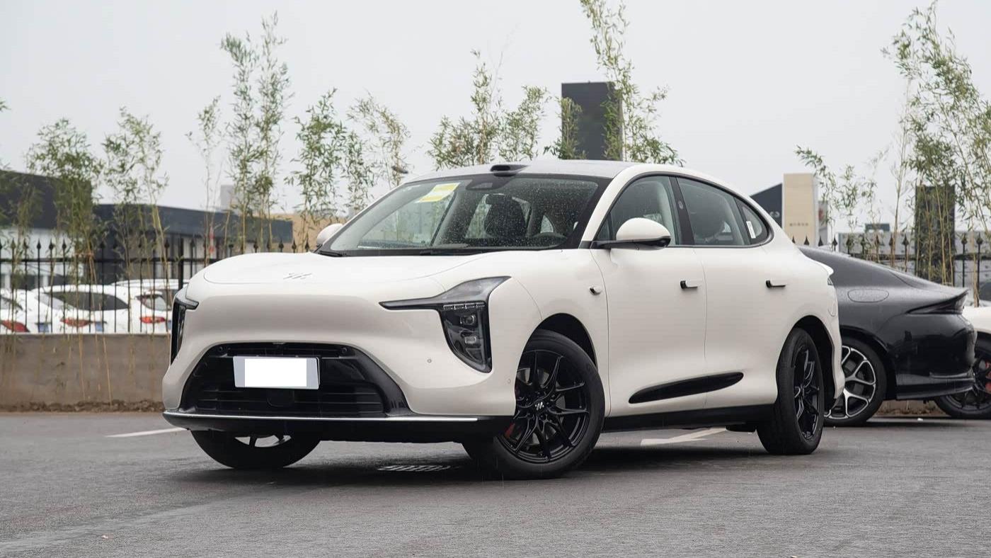 权益价19.79万起的中大型SUV！“恒星”增程系统，纯电续航450Km