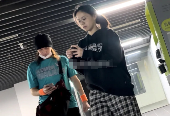陈楚河疑似新恋情曝光











好久不见的陈楚河，最近被拍到和一个年