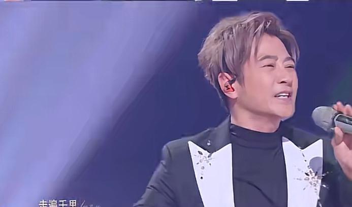 孙耀威去参加天赐的声音了！
以前都以为他只是个演员当年可迷他演的《乌龙闯情关》和