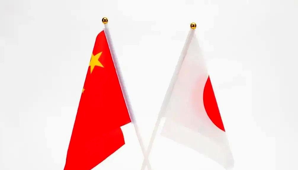 日本又在作妖，把那张黄纸拿出来晒，是嫌我们忘性大吗？！简直是把刀子往你心窝里捅！