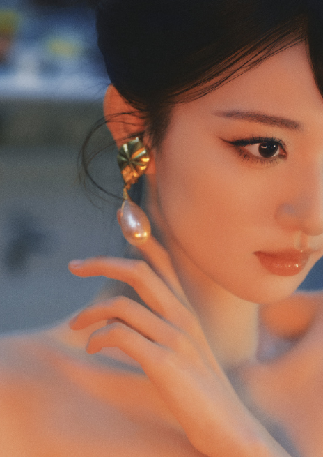 王楚然的珍珠美人妆造，这养眼程度不必多说！