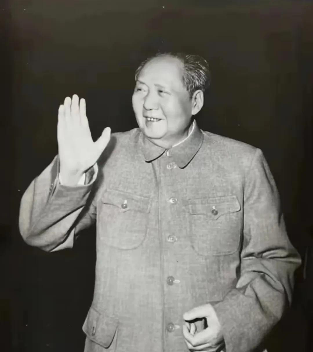 从《毛泽东选集》中学习顶级智慧！
“你要是碰不到坏事，你就学不到对付那个坏事的那