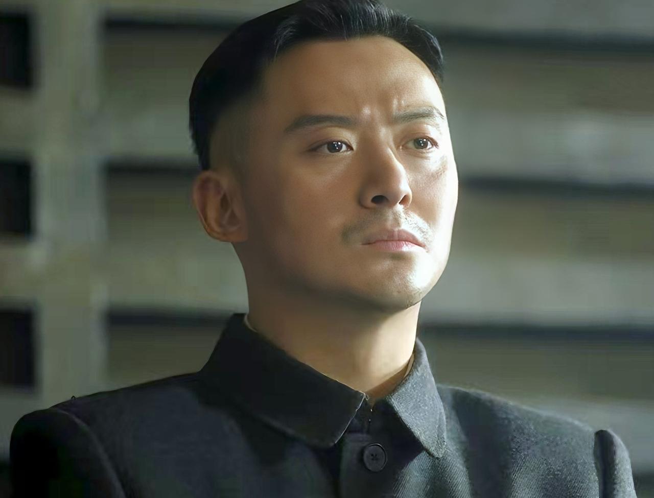 《潜渊》：陈更生败得一点都不冤枉，他至少犯了两个错误！
1.如果梁朔真是军统安插