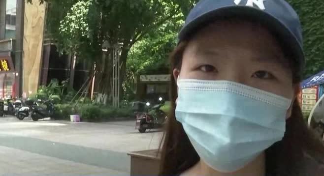 人怎么可以无耻到这种地步？”重庆，女大学生为减轻家庭负担，给一女子的5年级女儿，
