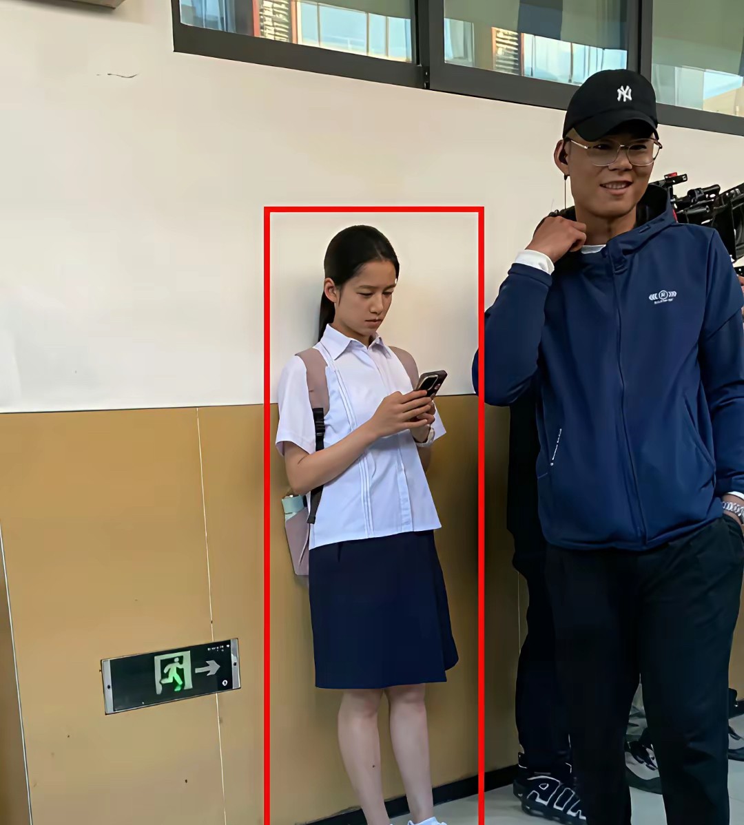 这位演学生的明星好漂亮