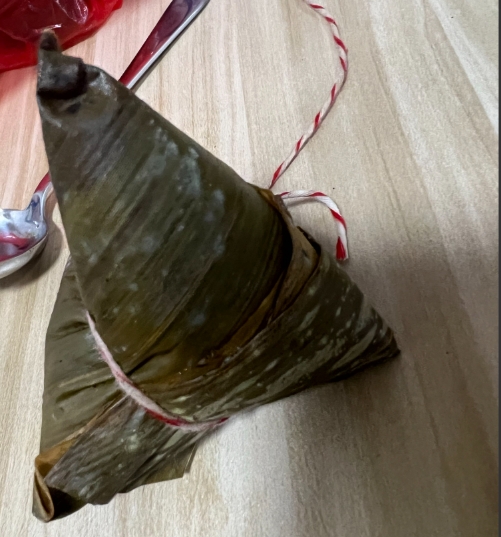 老公说粽子放一周不坏！信他个鬼！第三天发霉儿子吃了拉裤子🚽