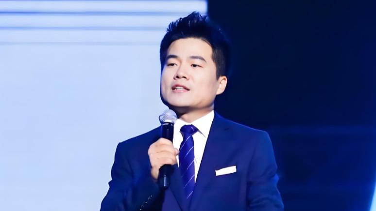 细品董宇辉跨年晚会：他这何止是降维打击！他这分明是“掀桌”啊