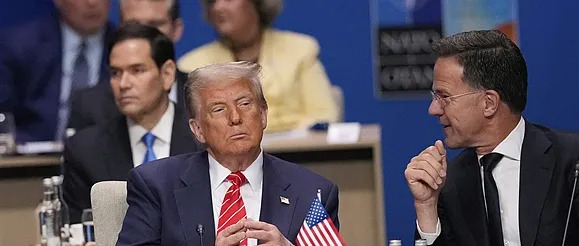 美国拿原子弹说事，日本心里不好受











啥？美国总统竟然拿原子弹